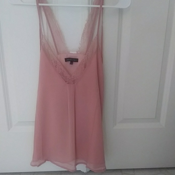 ❌SOLD❌NWT. Dusty pink lace cami. - Picture 3 of 8